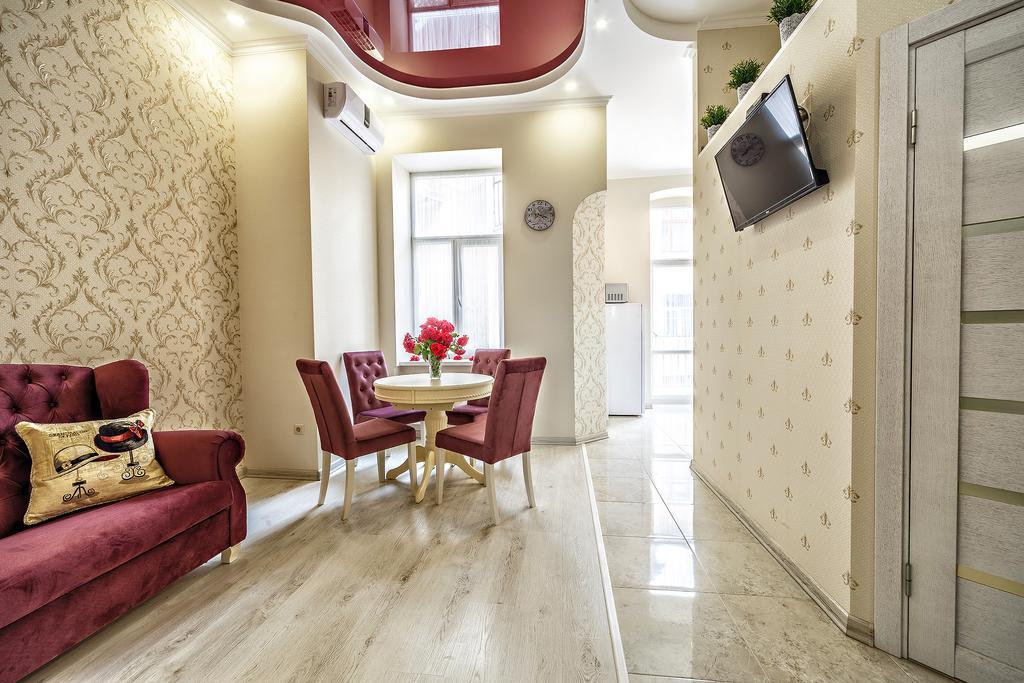 American Apartment Lviv Exterior photo